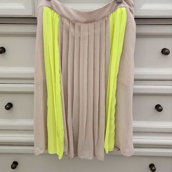 Worthington skirt size 4 - Picture 4 of 4